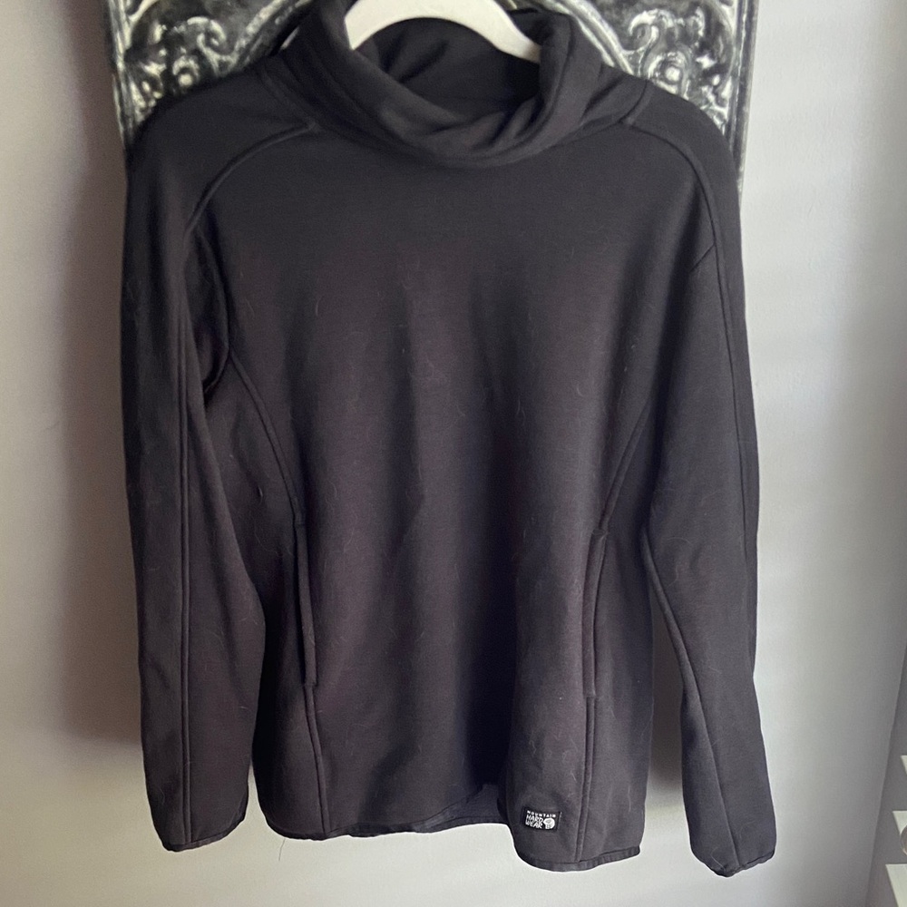 Mountain Hardwear Black Turtleneck Sweater